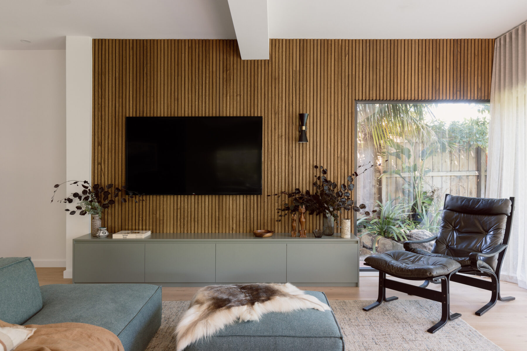 eclecticcreative-beaumaris-interior-design- timberbatten